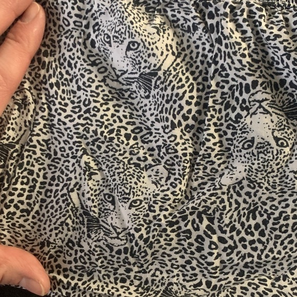 Victoria's Secret Black and Gray Patterned Panties - Picture 4 of 4